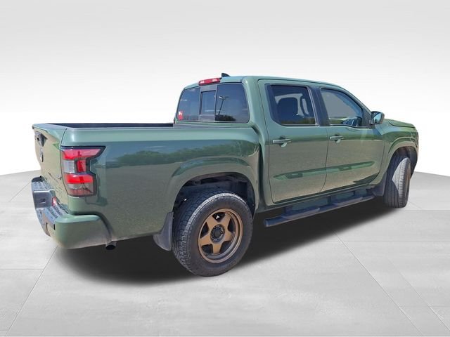 Used 2022 Green Nissan SV image 4