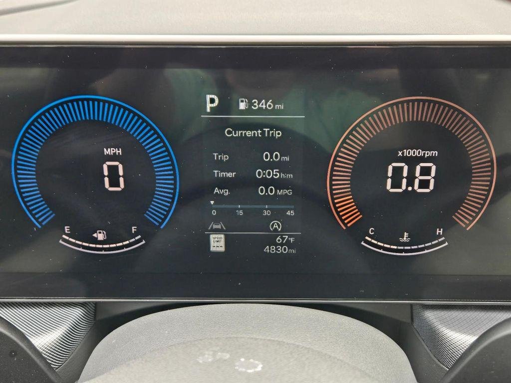 New 2026 White Hyundai SE image 27