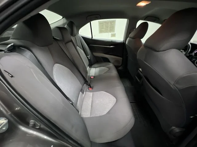 2020 Toyota Camry LE - Photo 25