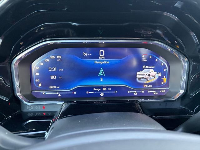 Used 2025 Summit White Chevrolet LT image 9