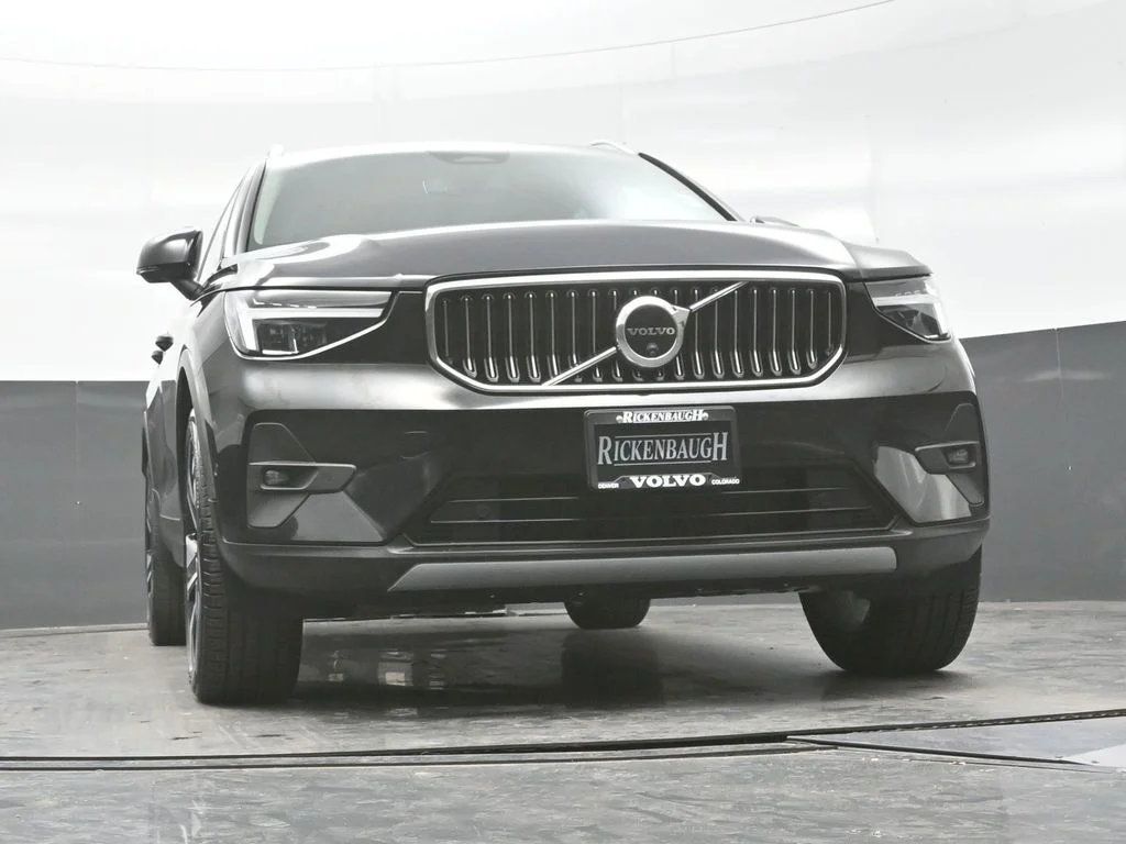 Certified Used 2025 Onyx Black Volvo Plus image 24