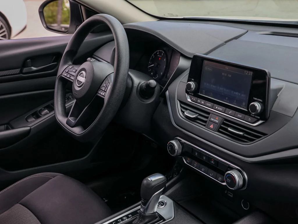 Used 2024 White Nissan 2.5 S image 18