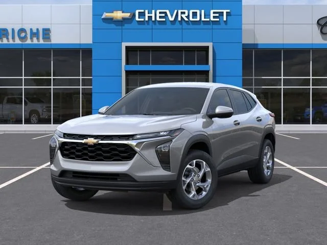 2026 Chevrolet Trax LS - Photo 6
