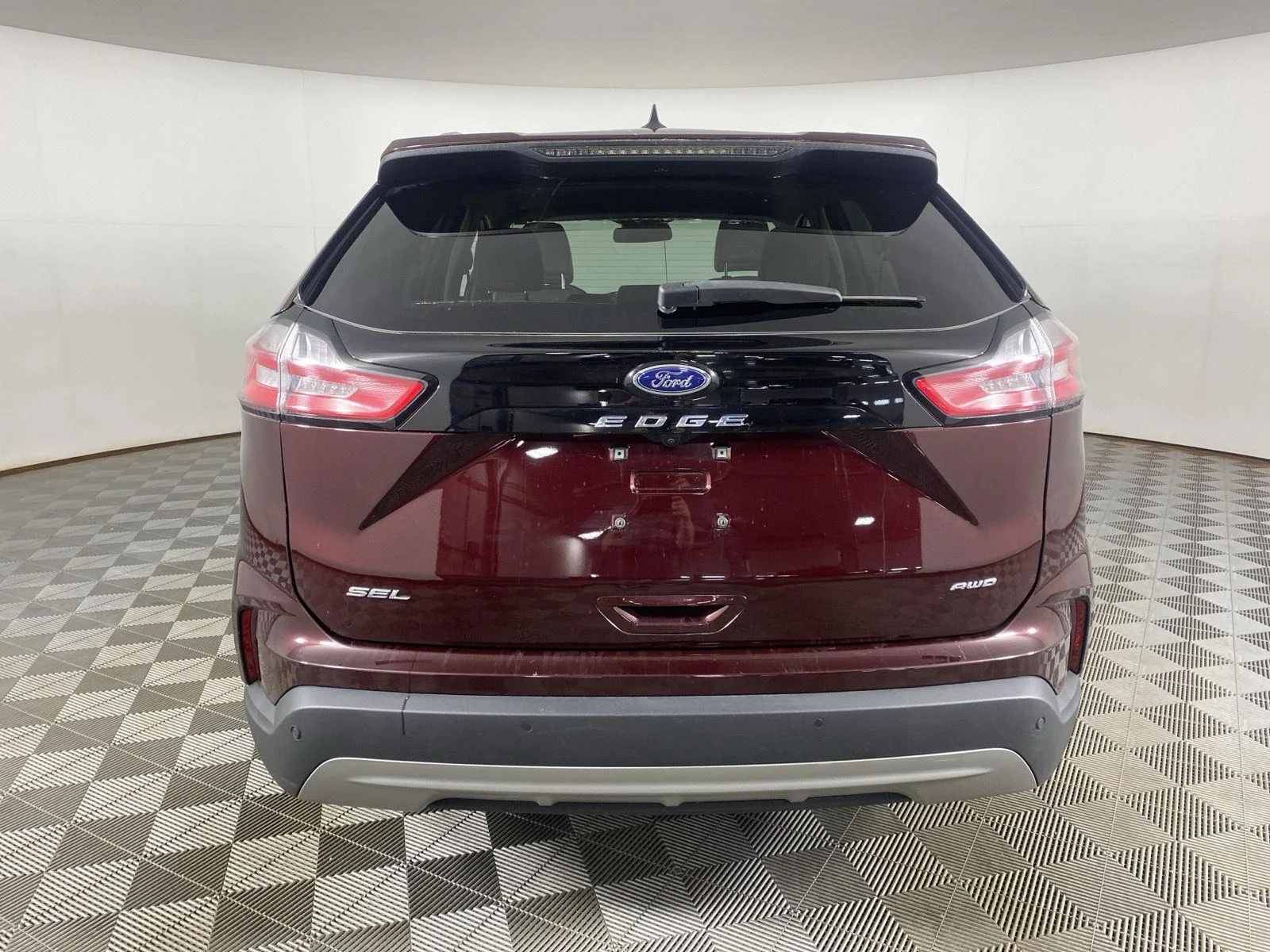 Used 2023 Burgundy Velvet Metallic Tinted Clearcoat Ford SEL image 6