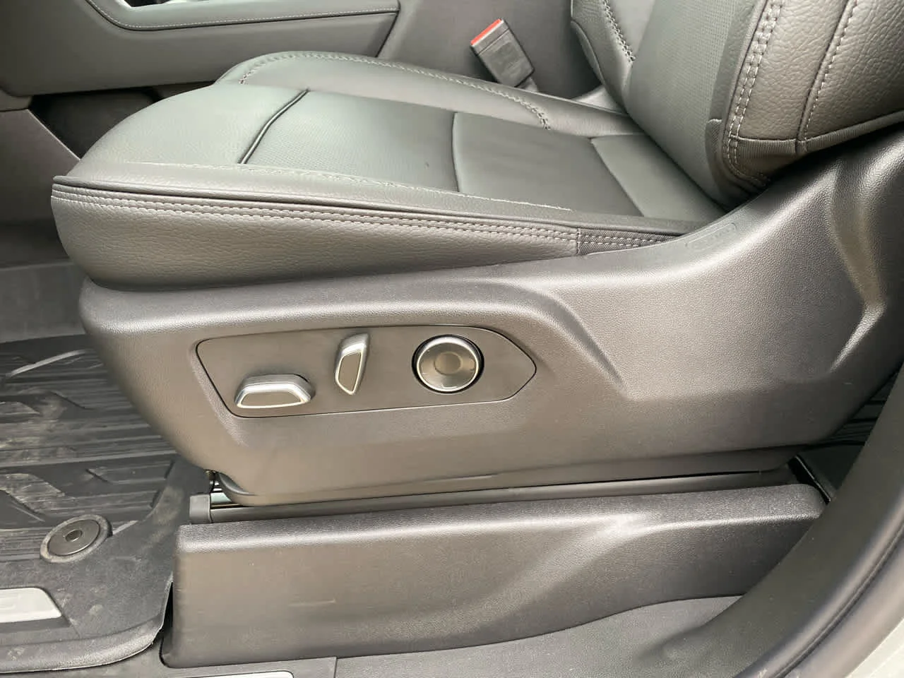 2026 GMC Sierra 2500HD Denali - Photo 15