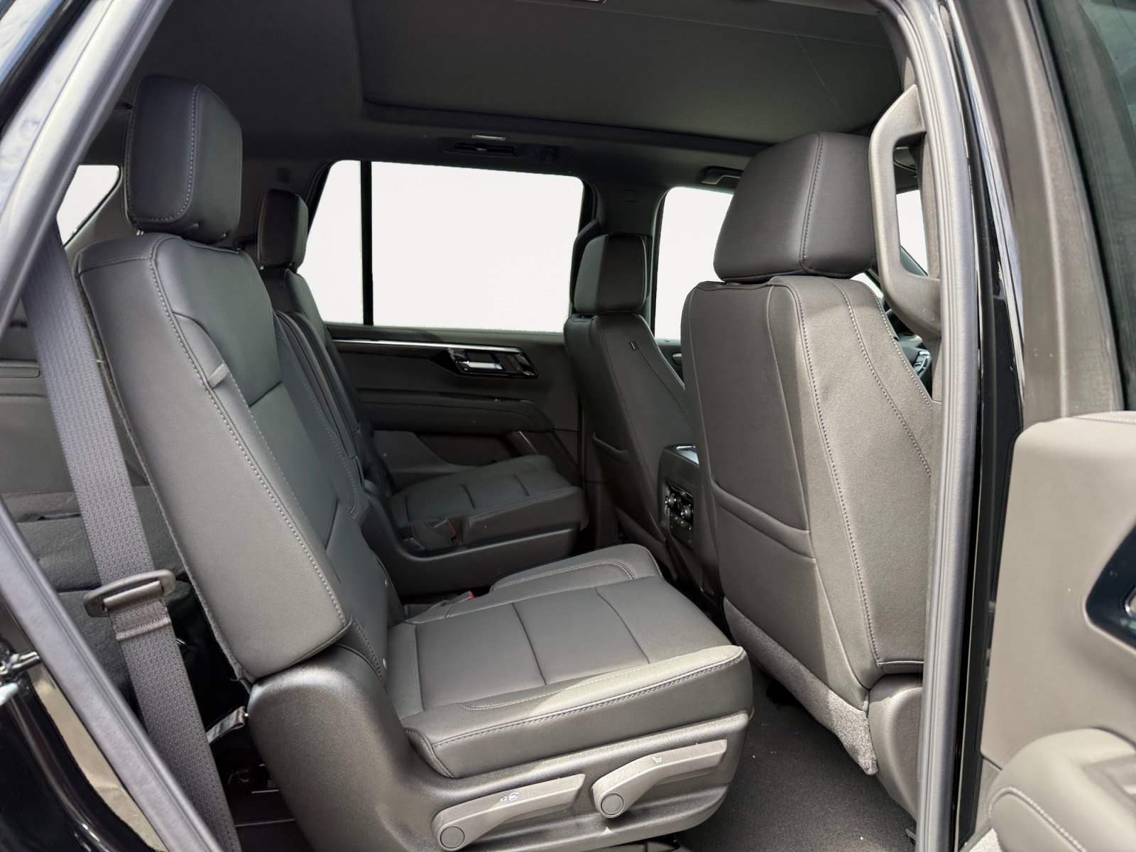 2026 Chevrolet Tahoe LT - Photo 18
