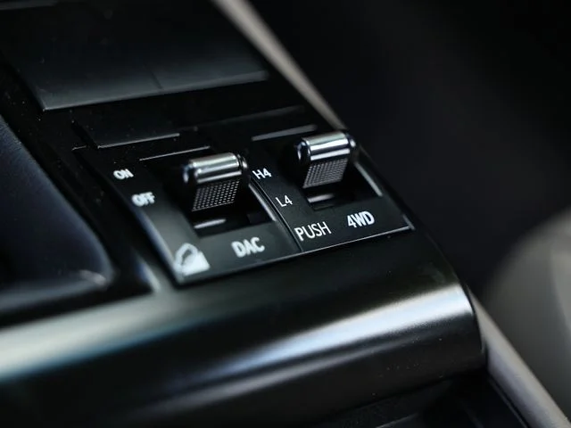 Used 2020 Silver Lexus 460 image 42