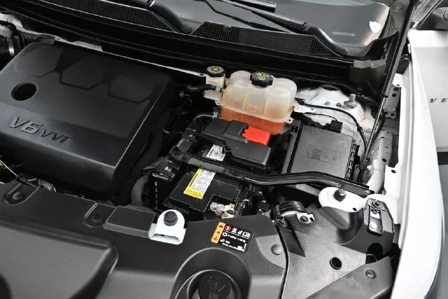 Used 2023 White Chevrolet LS image 41