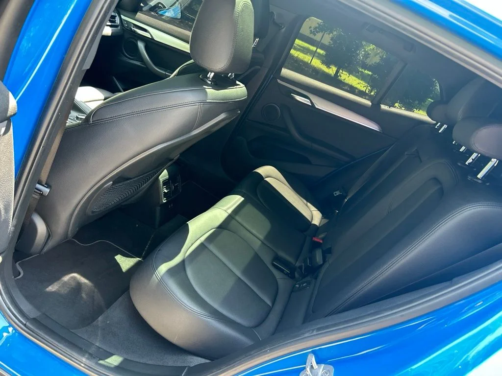 Used 2018 Blue BMW xDrive28i image 27