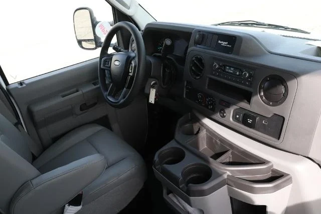 New 2027 Oxford White Ford E-450 DRW image 44