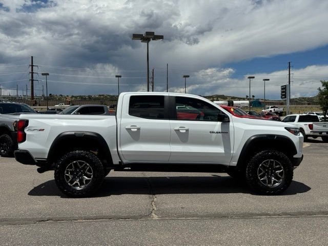 2024 Chevrolet Colorado ZR2 - Photo 6