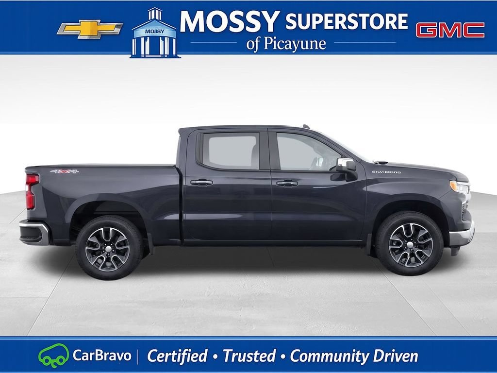 2024 Chevrolet Silverado 1500 LT - Photo 11