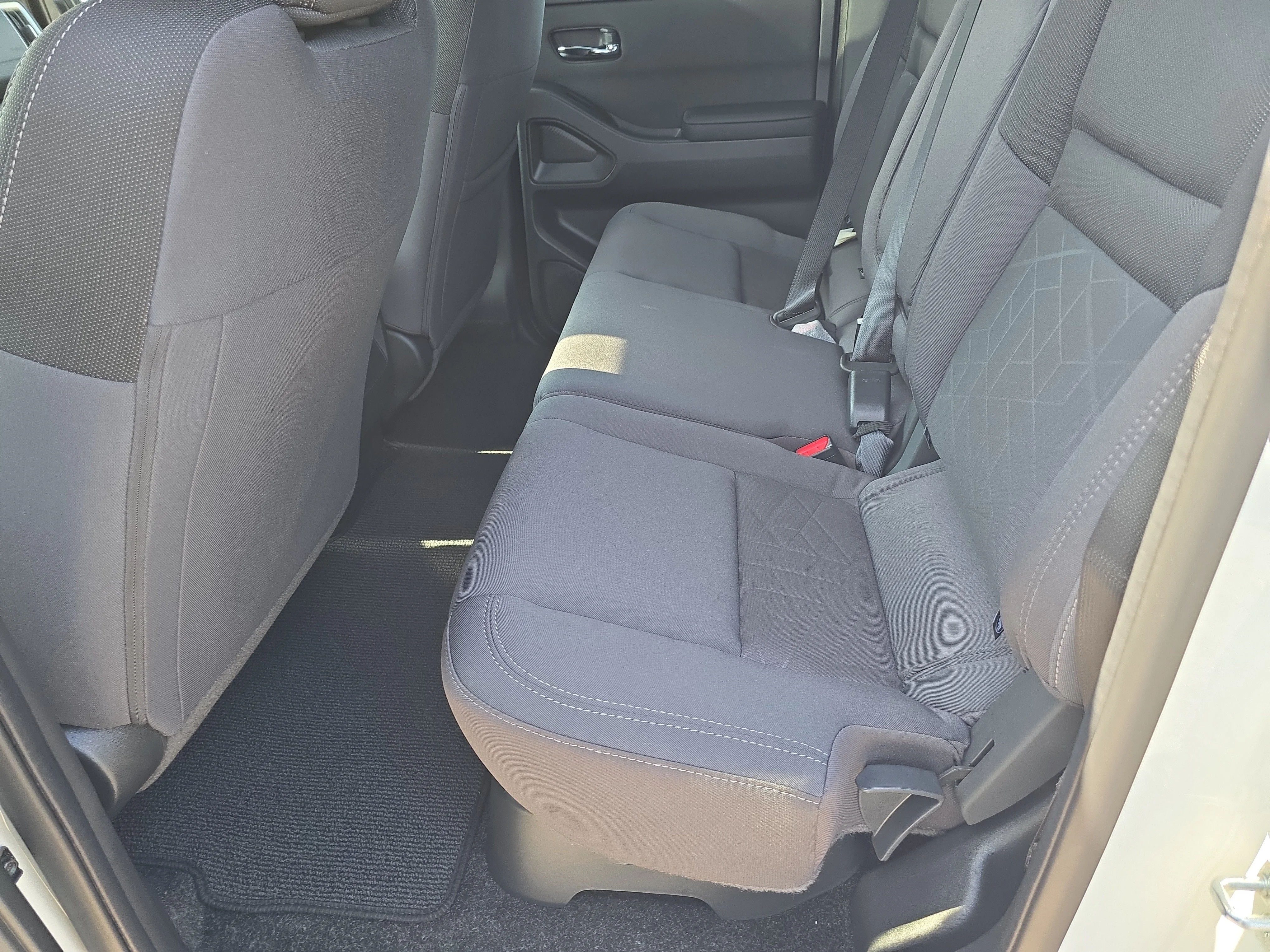 New 2026 Glacier White Nissan Crew Cab SV image 16