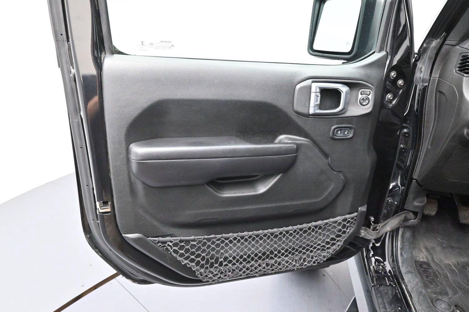 Used 2020 Black Clearcoat Jeep Rubicon image 9