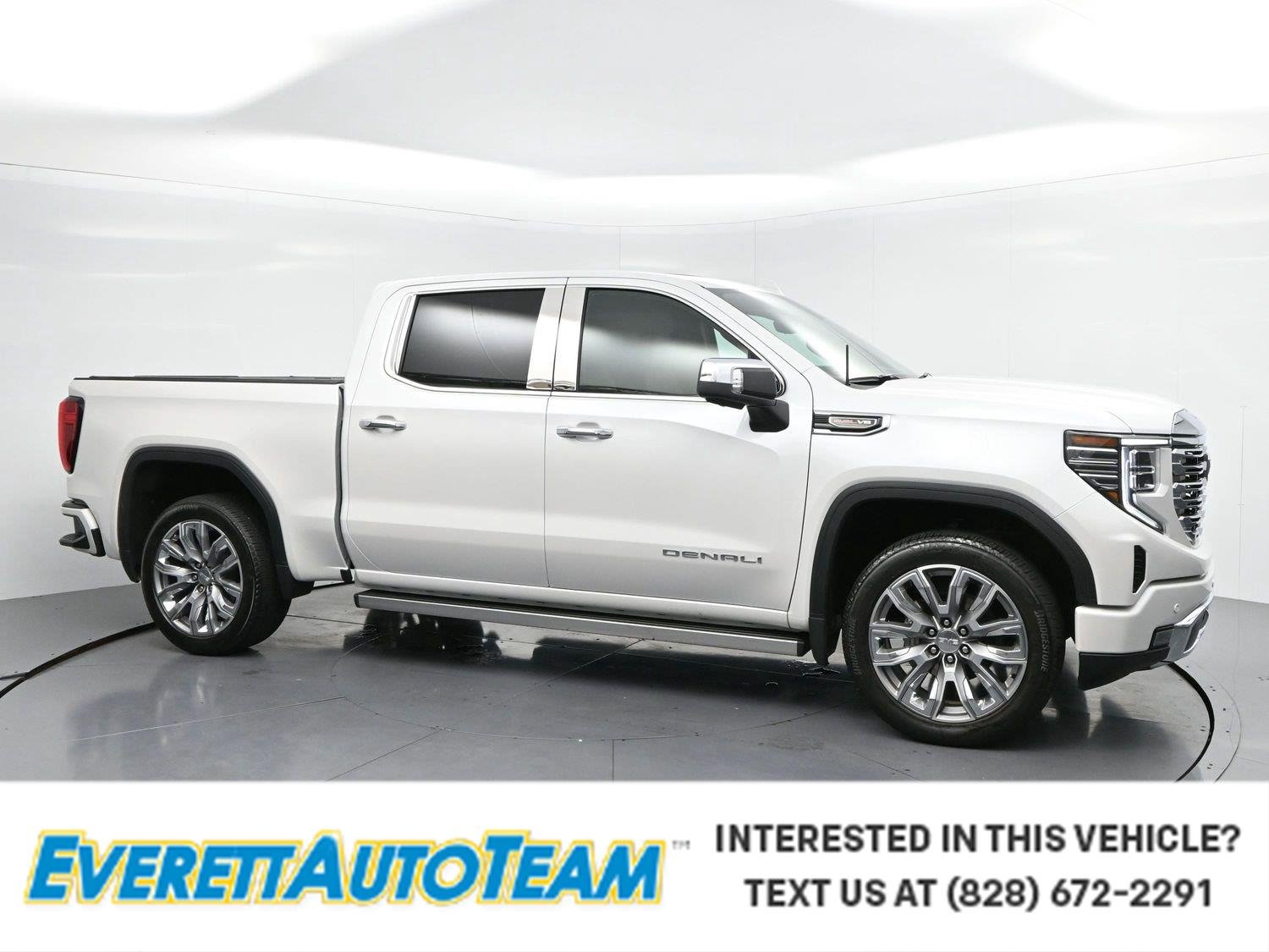 Used 2024 White Frost Tricoat GMC Denali image 1