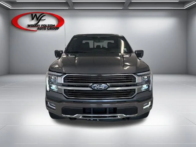 New 2026 Carbonized Gray Metallic Ford King Ranch® image 17