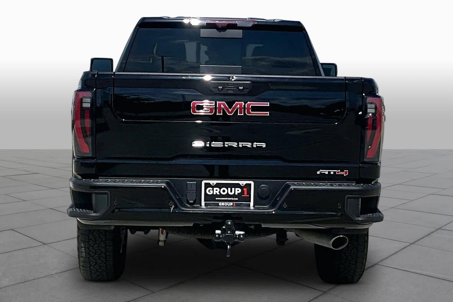 Used 2025 Onyx Black GMC AT4 image 4