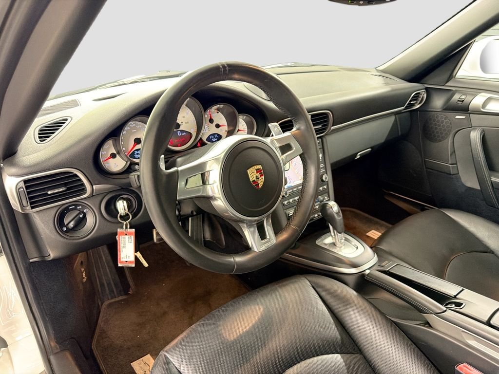 Used 2012  Porsche Carrera GTS image 4