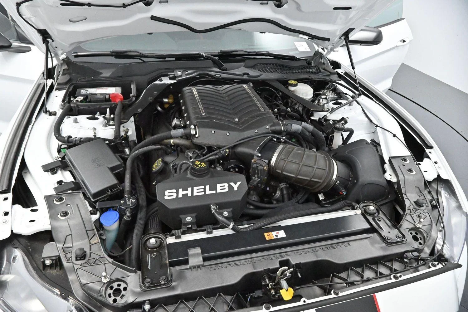 Used 2019 White Ford Shelby GT350 image 34