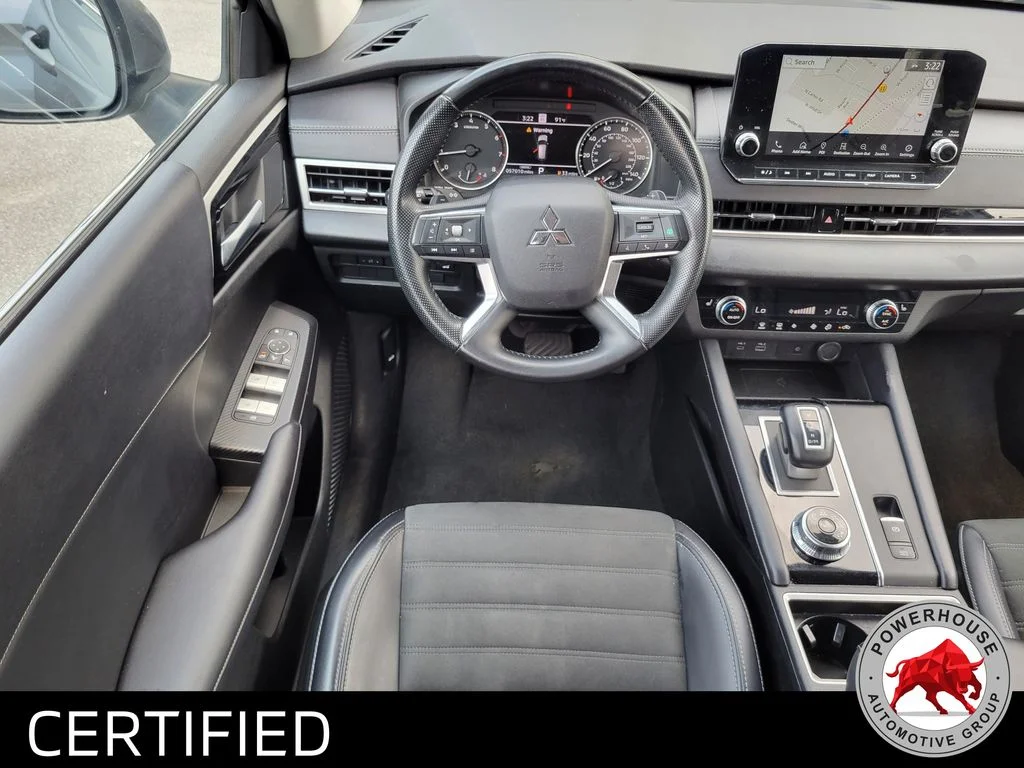 Used 2024  Mitsubishi SE image 19