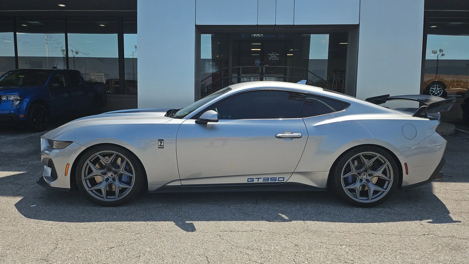 New 2026 Iconic Silver Metallic Ford Shelby GT350 image 2