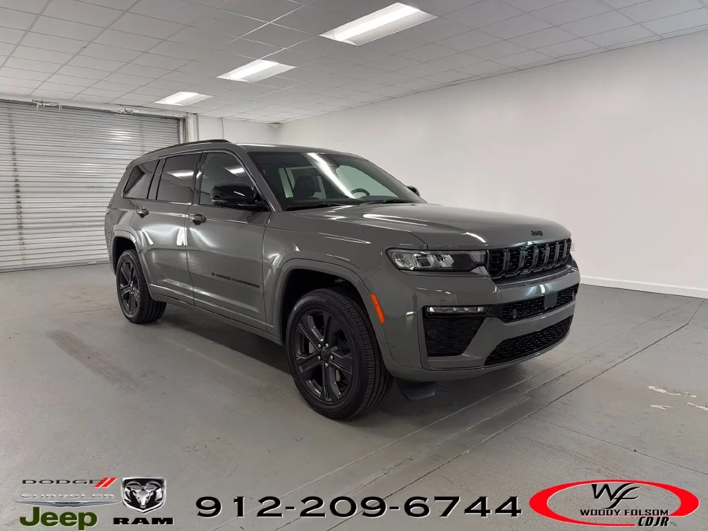 New 2027 Gray Jeep Limited image 1