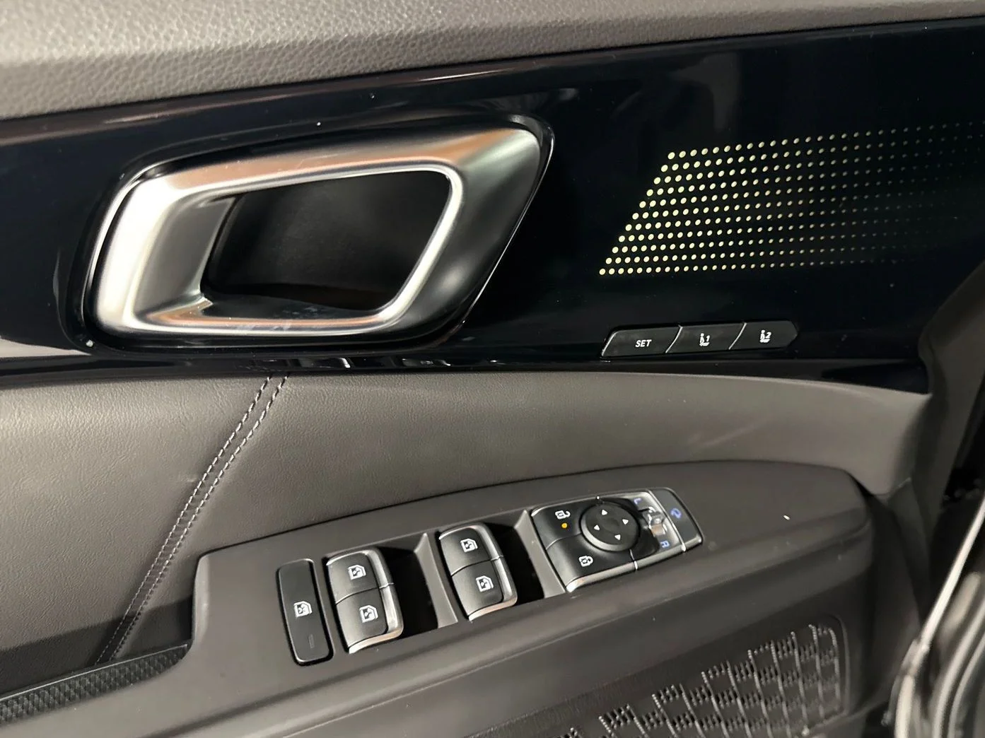 2026 Kia Carnival SX Prestige - Photo 13