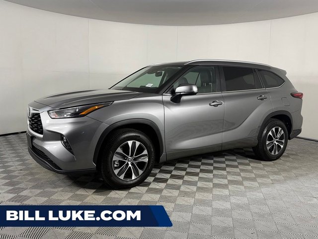 2025 Toyota Highlander XLE