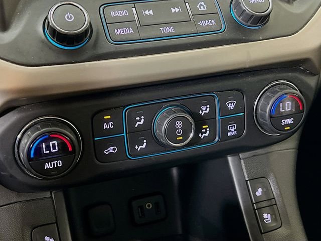 2017 GMC Acadia Denali - Photo 20