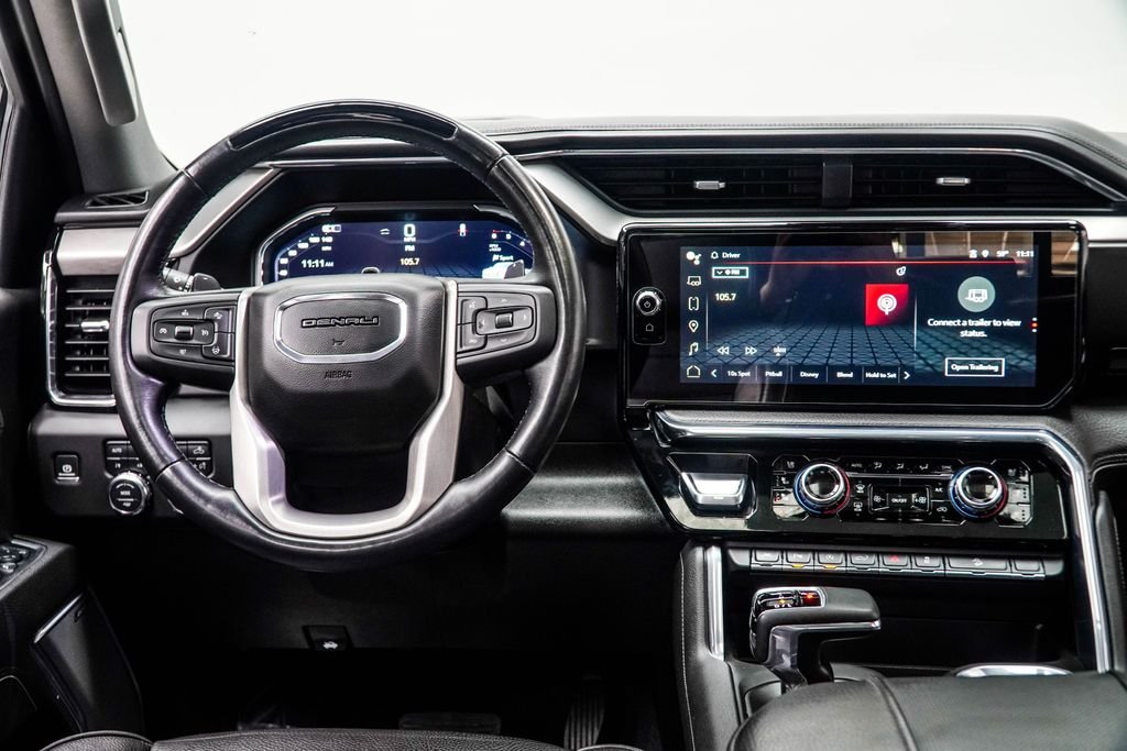Used 2025 White GMC Denali image 16