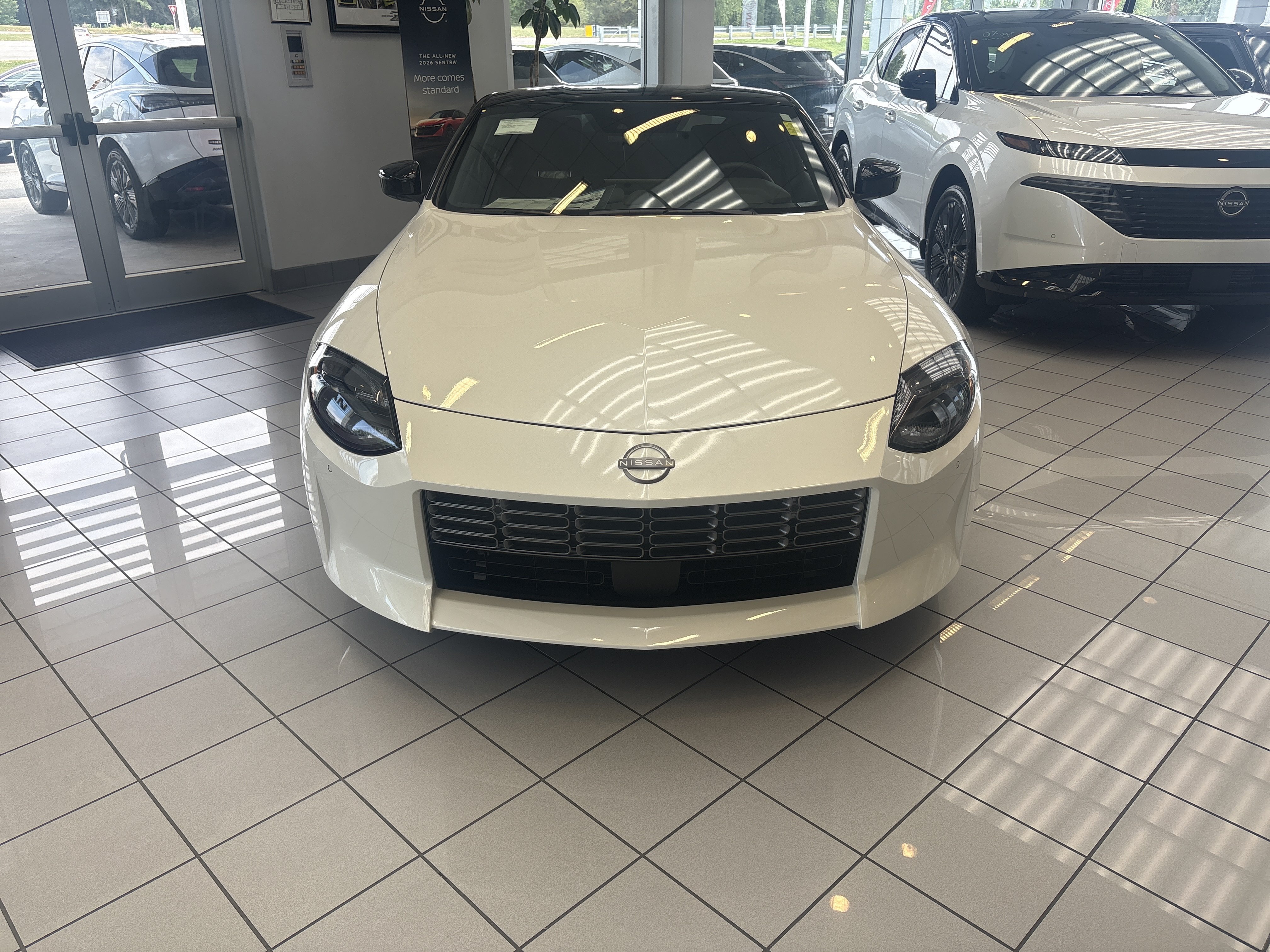 New 2026 Pearl White Tricoat/Super Black Nissan Sport image 8