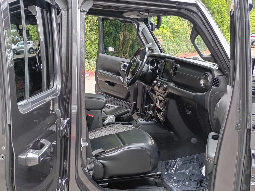 Used 2021 Gray Jeep Unlimited Sahara image 18