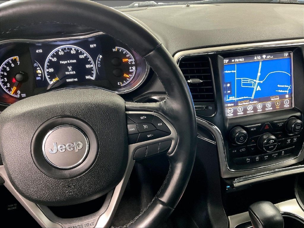 Used 2018 Gray Jeep Limited image 19