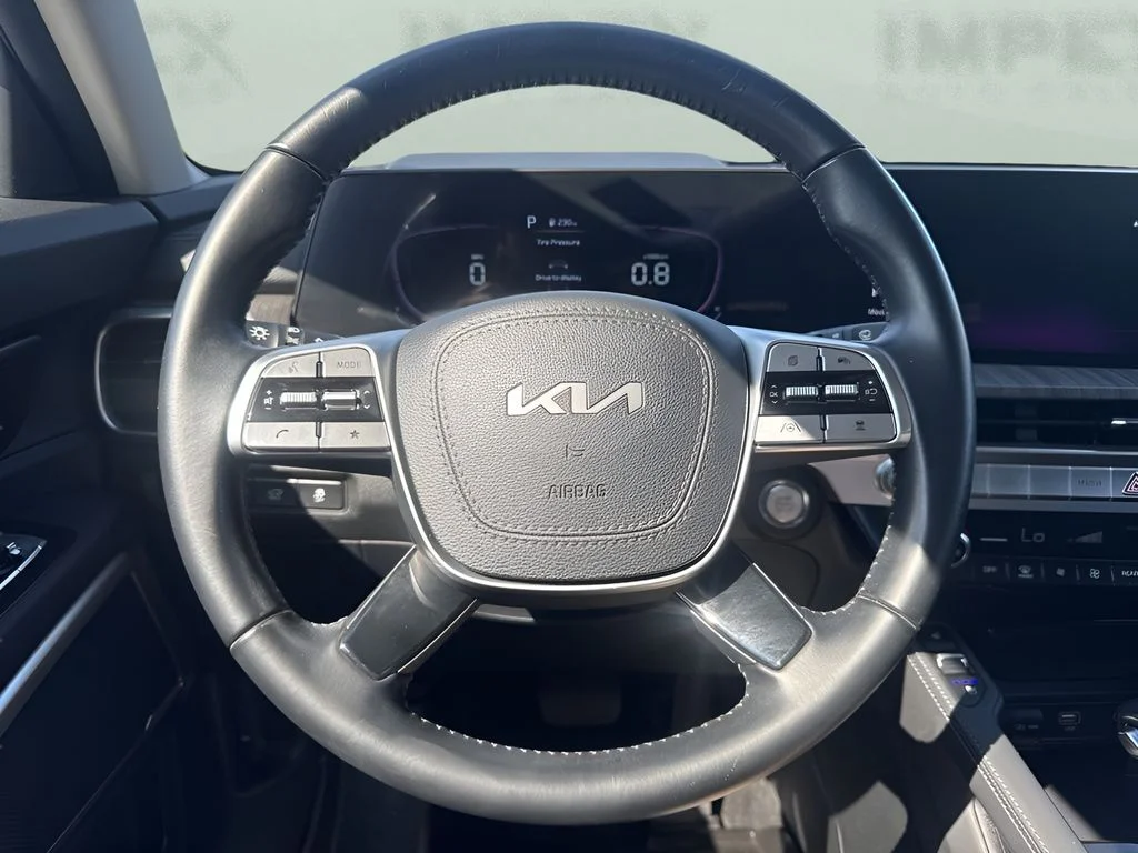Used 2023 Black Kia EX image 14