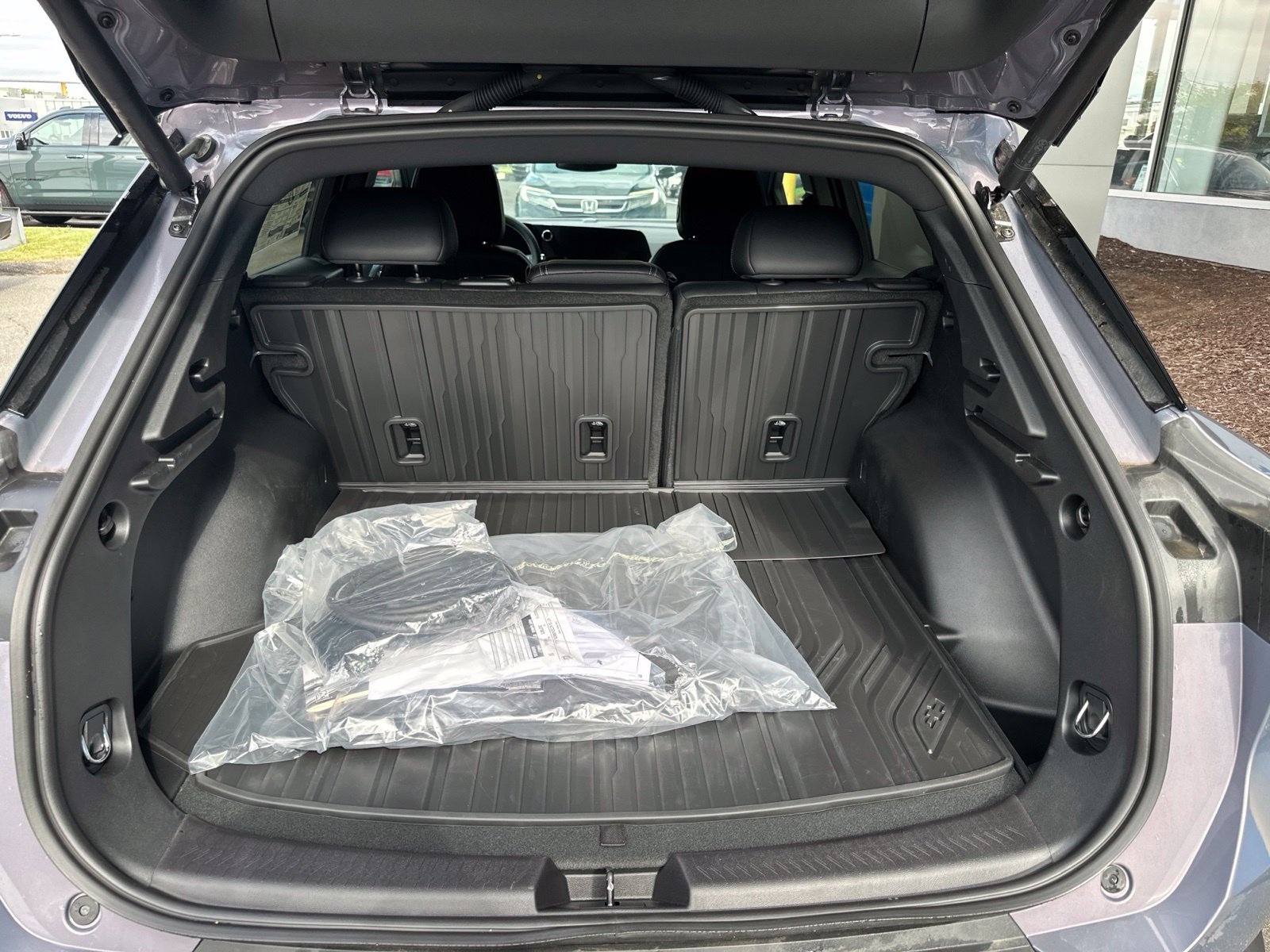 2026 Chevrolet Equinox EV 2LT - Photo 10