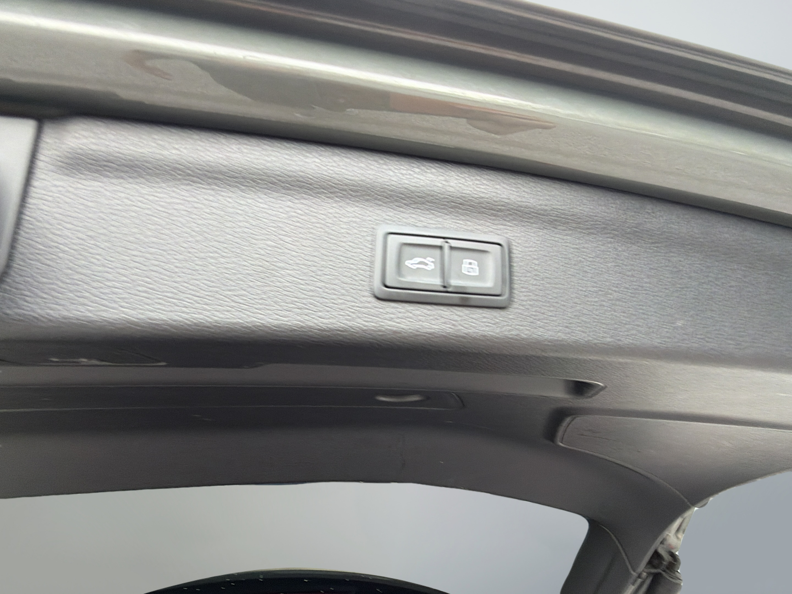 Used 2024  Audi Premium image 43