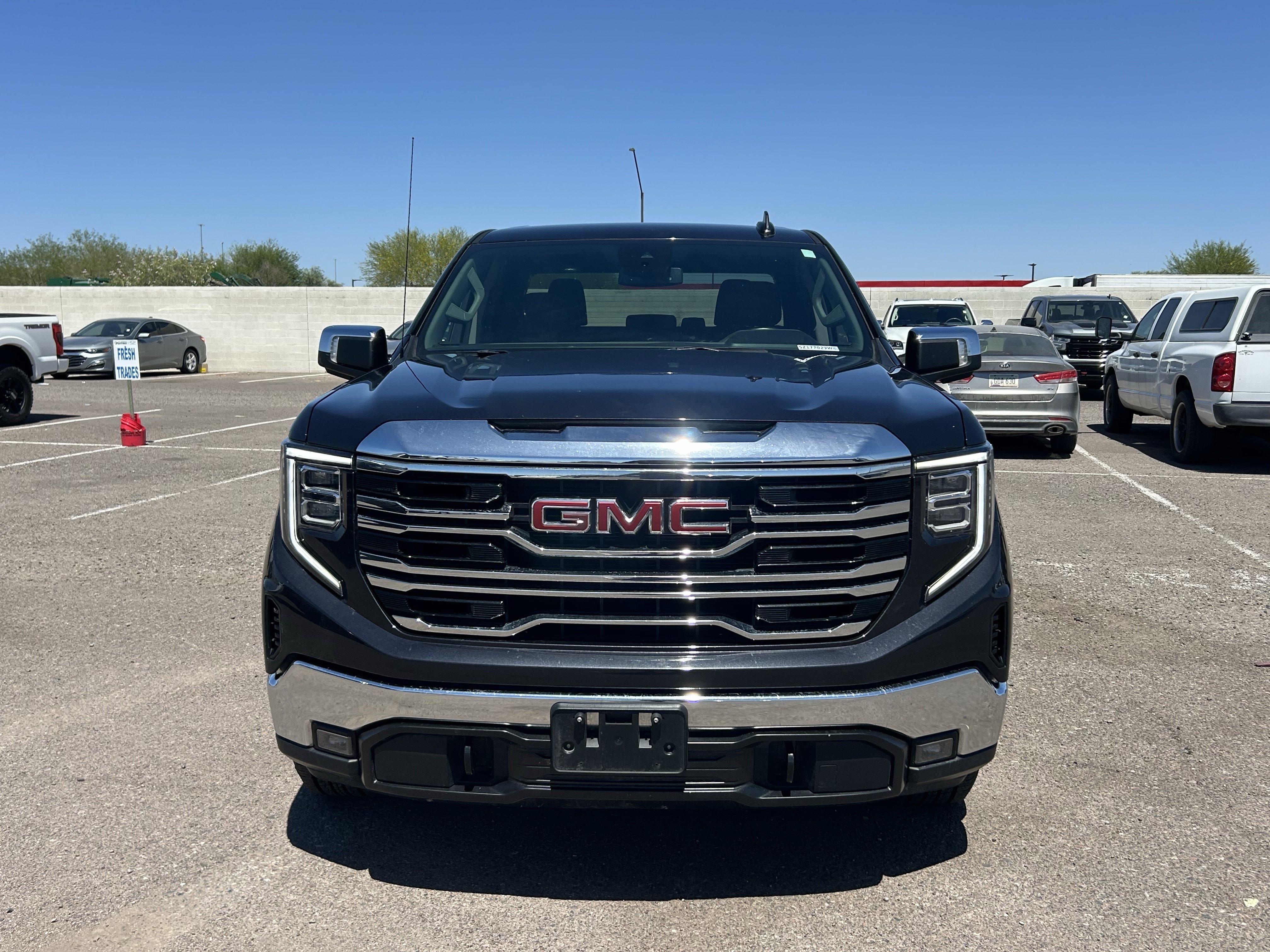 Used 2025 Titanium Rush Metallic GMC SLT image 7