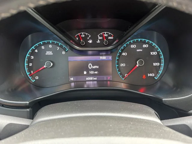Used 2022 Gray GMC Elevation image 27