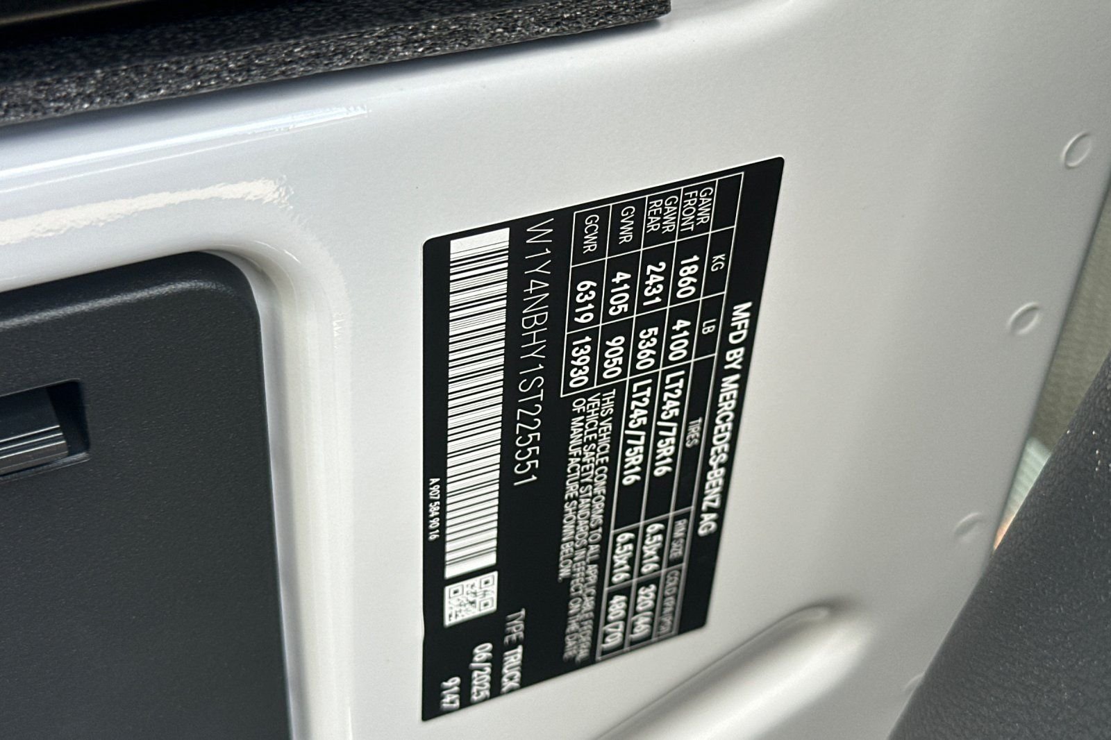 2025 Mercedes-Benz Sprinter Cargo Van Base - Photo 25
