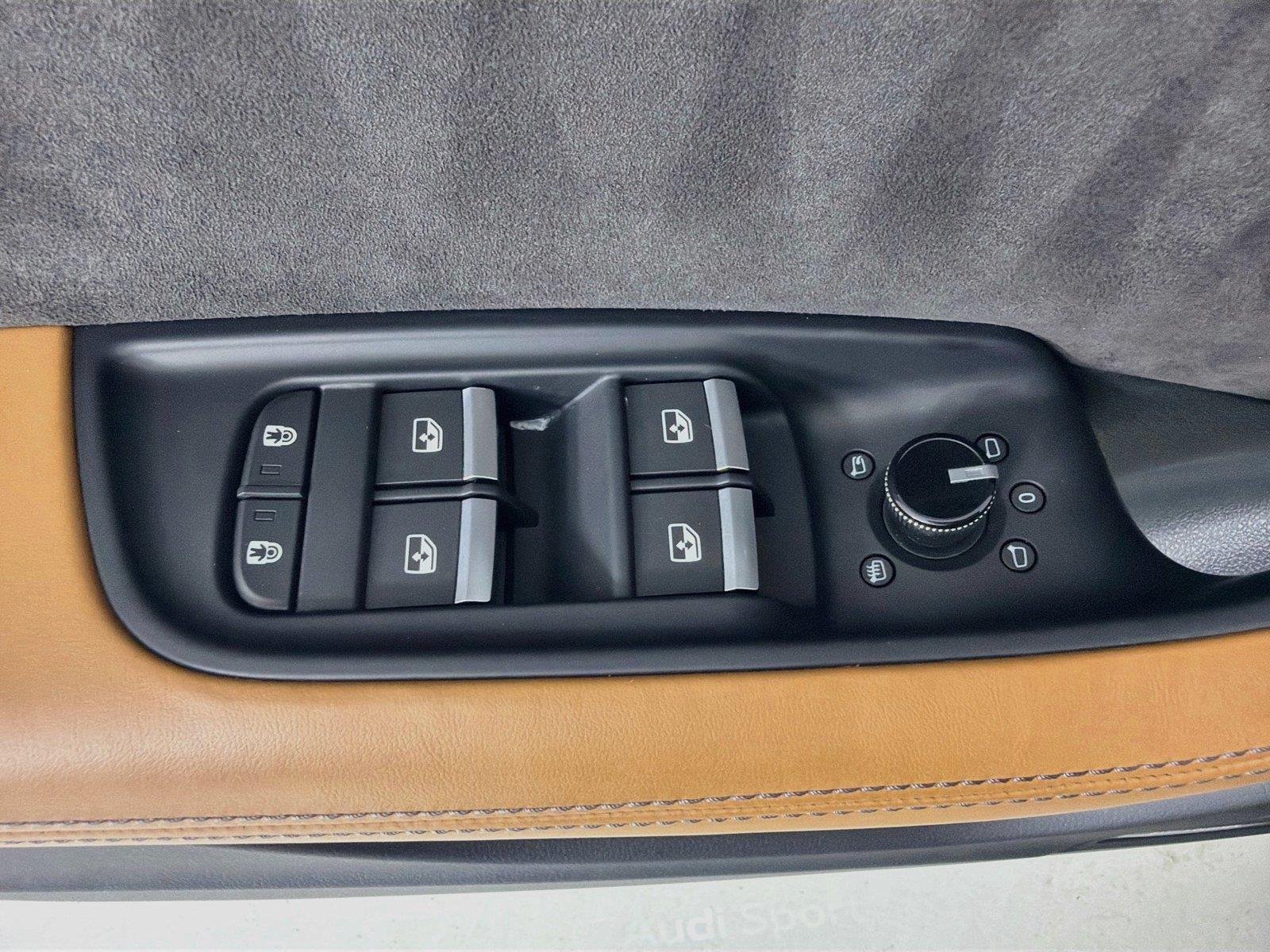 Used 2021 Orca Black Metallic Audi  image 9