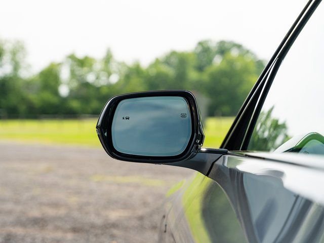 2026 Cadillac LYRIQ V Premium - Photo 41