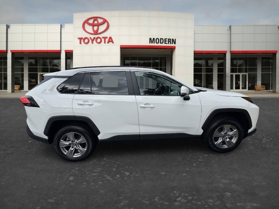 Certified Used 2025 Ice Cap Toyota XLE image 4