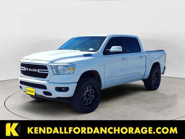 2019 RAM 1500 Big Horn/Lone Star 4x4 Crew Cab 5'7's photo