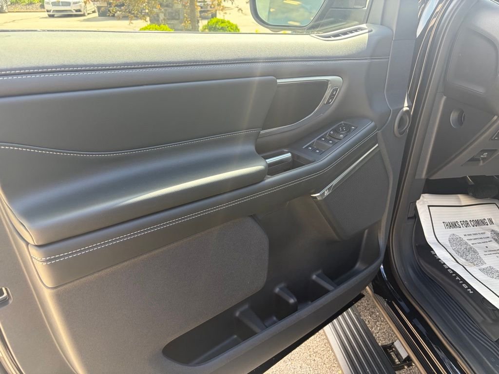 New 2027 Agate Black Metallic Ford MAX Platinum image 7