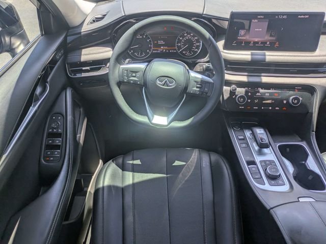 Used 2023 Black INFINITI PURE image 17