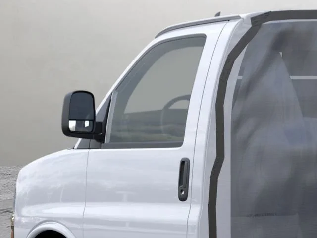 New 2025 Summit White Chevrolet 1WT image 12