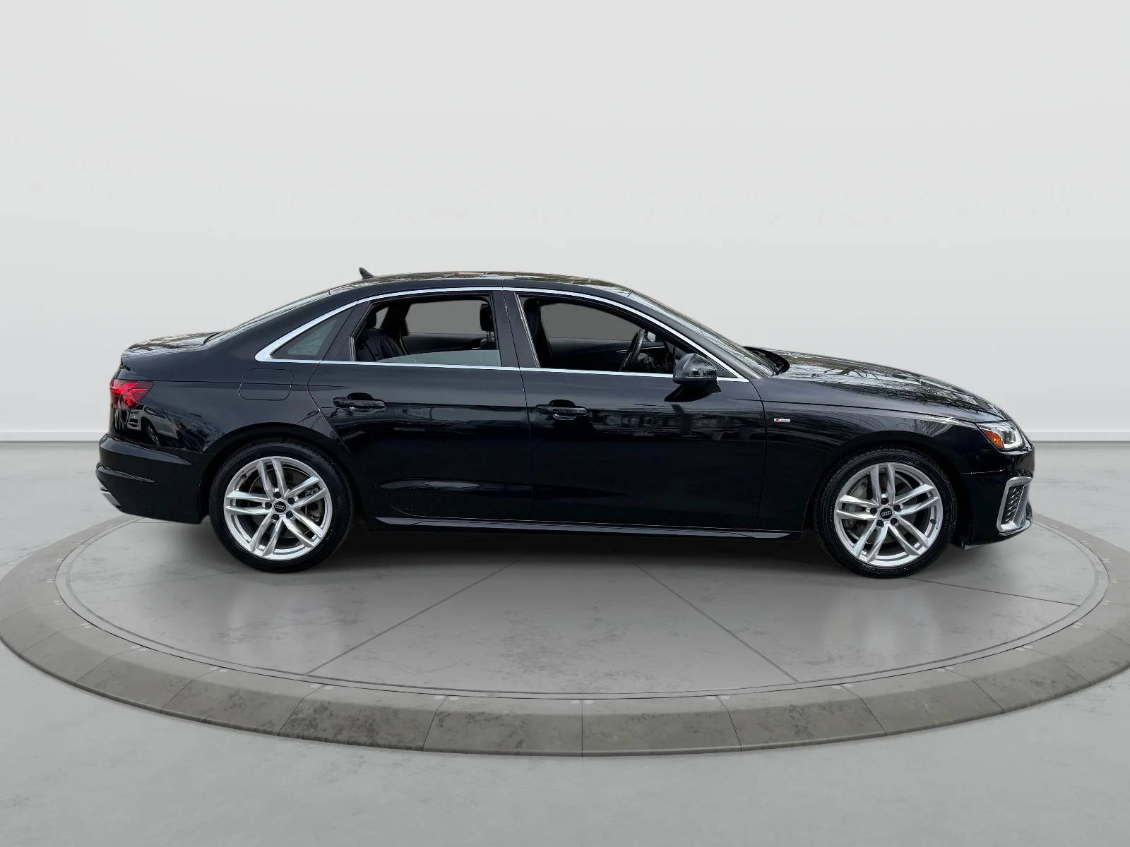 Used 2023 Black Audi 45 S line Premium image 8
