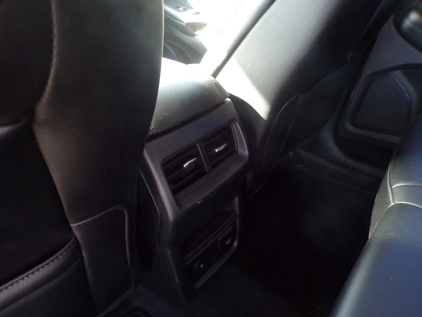 Used 2023 Iconic Silver Metallic Ford SEL image 11