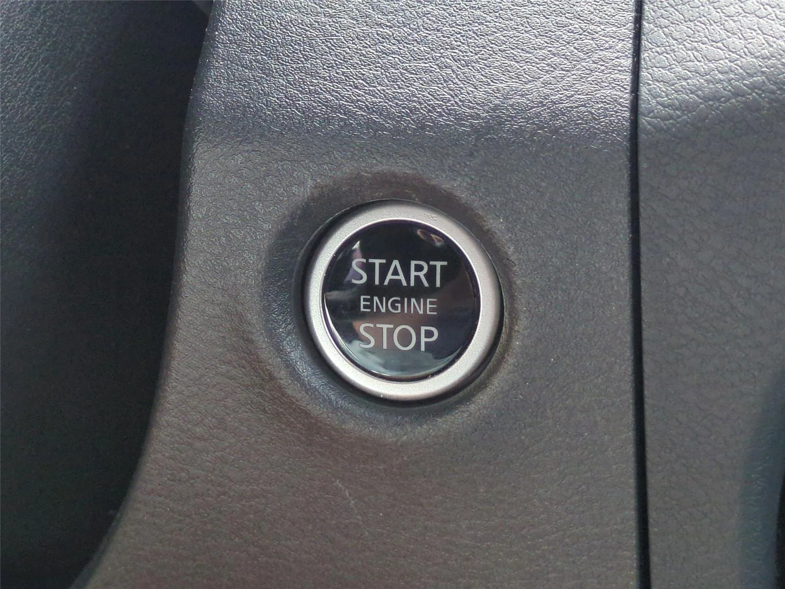 Used 2024 Super Black Nissan SV image 30