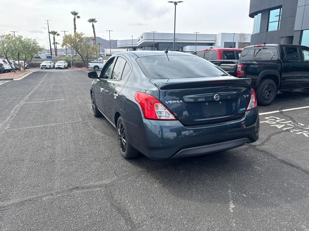 Used 2015 Blue Nissan 1.6 SV image 13